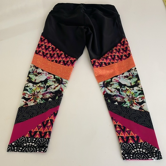 S/P RBX Live Life Actively Crop leggings - colourful pattern - Picture 3 of 10